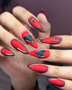 Pop Art Heart Nails, 2d Nails Design, X Men Nails, Cinzia Nails, Anti Valentines Nails, Comic Nails Designs, Jessica Rabbit Nails, Goth Valentines Nails, Edgy Valentines Nails