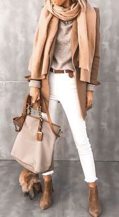 New York Winter Fashion, Home Wear Women Casual, Mode Casual, Casual Work Outfits, Looks Chic, Hiking Outfit, 가을 패션, Casual Fall Outfits, White Pants