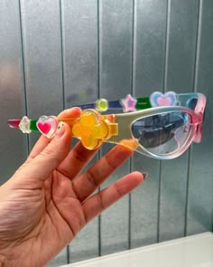 @miralamomani Fun Accessories Fashion, Sunglasses Gentle Monster, Gentle Monster Glasses, Sunglasses Aesthetic, Sunglasses Y2k, Funky Sunglasses, Cool Shades, Y2k Sunglasses, Star Struck