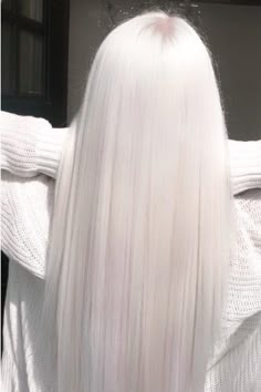 Long White Hair, Icy Blonde Hair, White Hair Color, White Blonde Hair, Cool Blonde Hair, Platinum Hair, Platinum Blonde Hair, Hair Dye Colors, Hair Colours