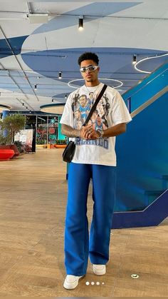 Blue Outfits Men, Hbcu Aesthetic, Outfit Inspo For Men, Blue Outfit Men, White And Blue Outfit, Outfit Inspo Streetwear, Italy Fits, Shocking Blue, Aesthetic Men