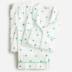 Nwt Jcrew Long-Sleeve Cropped Cotton Poplin Pajama Pant Set In Green Heart Prin Authentic Brand New/ No Defects Quantity Available (1) See Photos For Exact Item Details Sizes: Xs Color: Vintage Kelly Hearts Details: It Comes In A Cute Heart Print And Is Made With Our Customer-Favorite Cotton Poplin. By Buying Cotton Products From J.Crew, You're Supporting Our Investment In Better Cotton's Mission To Help Cotton Communities Survive And Thrive, While Protecting And Restoring The Environment. This J Crew Pajamas, Green Hearts, Vintage Kelly, Green Heart, Pajama Pant, Cute Heart, Color Vintage, Christmas 2024, Pant Set