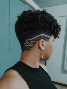 Curly hair Girl Hair Cut, Sassy Hair, Big Chop, Curly Afro, Girl Haircuts, Short Natural Hair Styles, Short Pixie, Girl Hair, Pixie Hairstyles