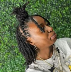 Pineapple Hairstyle On Short Locs, Cute Styles For Locs For Women, Hair Show Ideas Inspiration, Very Short Locs Hairstyles For Women, Half Up Half Down Locs Black Women, Barrel Twist Loc Styles Women, Dread Retwist Styles Women, Cute Retwist Styles For Women, Loc Styles No Retwist Short