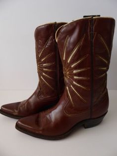 (eBay) Find many great new & used options and get the best deals for Vintage Acme Sunburst Brown Gold Cowboy Boots 5 and 1/2 at the best online prices at eBay! Free shipping for many products! Thrifted Cowboy Boots, Disco Hoedown, Unique Cowboy Boots, Cool Cowboy Boots, Gold Cowboy Boots, Classic Cowboy Boots, Acme Boots, Mens Tux, Cowboy Boots Men