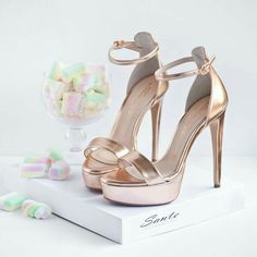 Girls Formal Shoes, Elegant Shoes Heels, High Heel Sandals Outfit, Trendy High Heels, Fairy Shoes, Designer Wedding Shoes, Cinderella Shoes, Sandals Collection