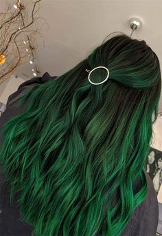 Green Hair Color Ideas, Green Hair Color, Hair Dye Brands, Hair Color Streaks, Dyed Hair Inspiration, Hair Color Shades