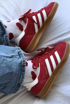 Adidas Gazelle Bold, 00s Mode, Gazelle Bold, Dr Shoes, Hype Shoes, Girly Shoes, Shoe Inspo, Aesthetic Shoes