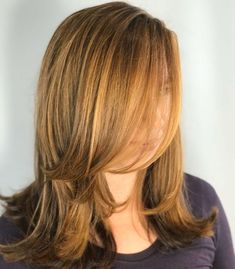 Chin-Length Layers for Shoulder-Length Hair Haircuts Layered, Layered Thick Hair, Layered Curly Hair, Hair Adviser, Chin Length