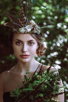 Nature Goddess Photoshoot, Woodland Fairy Crown, Twig Crown, Goddess Photoshoot, Mother Nature Costume, Woodland Nymph, Crown Fairy, Nature Fairy, Deep In The Forest