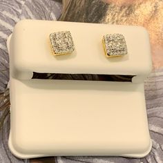 Very High Quality Crystal Aaa Quality 925 14kt Gold Plated Earring Never Turns Or Fades Lifetime Warranty Of Material Mens Earrings, Mens Accessories Jewelry, Men Earrings, Mens Gold, Gold Plated Earrings, Earrings Color, 14kt Gold, Gold Plate, Mens Accessories