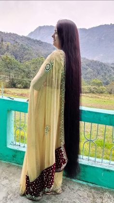 Beauty Smile, Hair Women, Beautiful Dream, Long Hair Women, South India, Dream Hair, Length Hair