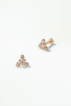 Diamond Burst Earring - Flat Back - Single – WWAKE Burst Of Light, Delicate Fine Jewelry, Curated Ear, Letter Earrings, Flat Back Earrings, All Day Everyday, Opal Studs, Circle Diamond, Diamond Drops