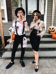 Plus Size Couple Halloween Costumes, Horror Outfits Aesthetic, Bonnie And Clyde Halloween, Bonnie And Clyde Halloween Costume, Dekorasi Halloween, Halloween Couples, Halloween Coustumes