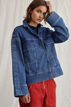 Moda Denim, Mode Kimono, Denim Projects, 2018 Fashion, Jeans Diy, Denim Details, Denim Jacket Women, Denim Design, Fashion Show Collection