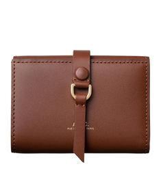 Noa trifold wallet | Combination coin purse and cardholder in smooth leather. | A.P.C. Accessories Leather Decoration, Elegant Wallet, Paris Logo, Leather Decor, Faux Leather Bag, Backpack Tote Bag, Work Bags, Trifold Wallet, Small Leather Goods