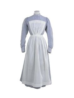 Servant girl dress | 1910-1915 | cotton, linen | Museum of London | ID #: 88.99/3 Victorian Servant, Servant Clothes, Edwardian Dresses, Fashion 1910, Museum Of London, Hotel Uniform, Night Music