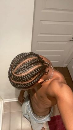 Dominican Braids For Men, Corn Row Braids Styles Men, Clavish Braids Boys, Corn Row Men, How To Braid Mens Hair, Boys Hairstyles Short, Conrows Lines And Braids Men, Straight Back Braids Men, Men Straight Back Braids