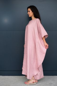 Wide linen maxi kaftan, oversize Wide and spacious made of natural fabric, an indispensable item for warm weather. ● The model is 5'10″ (178cm) tall ● The model is a M ➤ Material Linen When washing, colour remains the same brightness. WE DO CUSTOM FITTING Every client for us is special. Send us your specific preferences if needed. No extra cost. Mind that in case of any special fitting, the delivery time may be extended. ➤ Delivery Your item is made-to-order and will be ready within 1-3 days. Av Oversized Bohemian Linen Maxi Dress, Oversized Linen Maxi Dress, Japanese Kimono Dress, Blanket With Sleeves, Batwing Shirt, Linen Blanket, Linen Kimono, One Shoulder Prom Dress, Mode Kimono