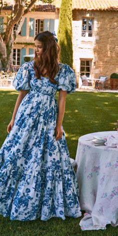 Cotton Full Length Dress, Floral Blue Maxi Dress, Blue Floral Outfit, Cotton Clothes Design, Modest Clothes For Summer, White And Blue Dress Outfit, Full Length Dress Casual, Spring Dresses Aesthetic, Casual Maxi Dress With Sleeves