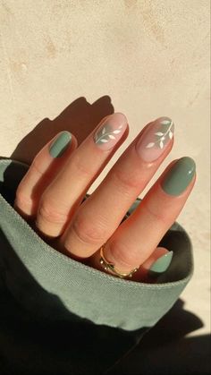 Nail Salon Design, Green Nail Designs, Colorful Nails, Cute Gel Nails, Nail Swag, Diy Spring, Short Acrylic Nails Designs