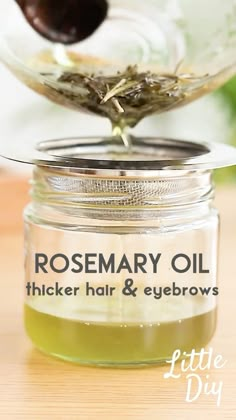 Make Rosemary oil at home for thicker hair and eyebrows - link to the full video is in the profile 👉🏼 @li | Instagram Make Rosemary Oil, Rosemary Hair Growth, Homemade Hair Treatments, Săpunuri Handmade, Healthy Natural Hair Growth, Hair Growth Spray, Hair Growing Tips, Homemade Hair Products, Healthy Natural Hair