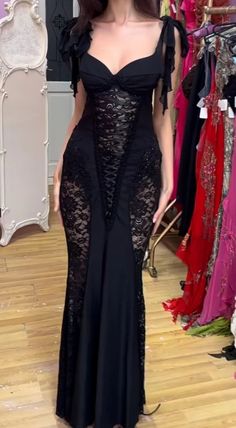 Black Prom Dress Lace, Dm Outfits, Rich Closet, Kawaii Alt, Prom Dress Lace, Textile Fashion, One Shoulder Prom Dress, Mermaid Evening Gown, Black Prom Dress