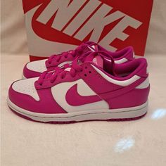 Brand New In The Original Box Size : Big Kids - Grade School (Gs) 2y Women's Size 3.5 Nike Dunk Low "Active Fuschia" * Box Is Slightly Damaged As Pictured Please See All Attached Pictures For Any Additional Details Tenis Air Force, Pink Nike Shoes, Pretty Sneakers, Shoes For School, Trendy Shoes Sneakers, Preppy Shoes, Pretty Shoes Sneakers, Jordan Shoes Retro, All Nike Shoes