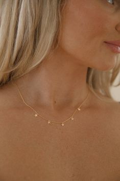 Festival Outfits Spring, 2025 Manifestation, Daily Necklace, Gold Neck Chain, Gold Star Necklace, Mini Stars, Star Choker, Dainty Choker Necklace, Xmas Wishlist