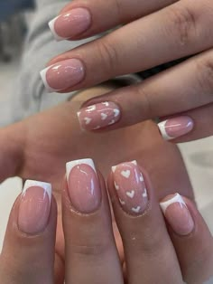 Cute Nails Acrylic Trendy, Funky French Tip Nails Square, Nail Inspo For Square Nails, Short Party Nails, Square French Tips With Design, French Tip Square Nails With Design, Square French Nails With Design, Nail Inspo French Tip Square, Short Nail Ideas French Tip