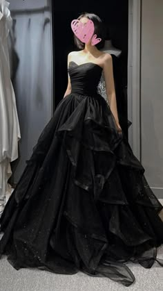 Prom Dress Black, A Line Prom Dress, Strapless Evening Dress, Black Prom Dress, Prom Dress Inspiration, Black Prom, Ball Gowns Evening, فستان سهرة