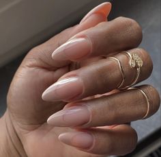 Neutral Nail Designs, Unghie Sfumate, Minimal Nails, Classy Acrylic Nails, Almond Acrylic Nails, Neutral Nails, Minimalist Nails, Dream Nails