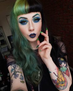 Edgy Makeup Looks, Alt Hair, Indie Makeup Brands, Goth Fits, Alt Aesthetic, Painted Faces, Alternative Makeup, Fun Hair