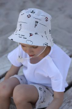 Kids Beach Outfit, Linen Hat, Natural Baby Clothes, Summer Walks, Toddler Sun Hat, Beige Baby, Kids Bucket Hat, Hat For Kids, City Summer