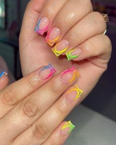 Small Nails Design Summer, Negative Space French Tip Nails, Colorful Tip Nails Acrylic, Overlay Design Nails, Short Creative Nails, Fun French Tip Nail Designs, Carnival Nails Designs, Unique French Tips, Pride Nail Ideas