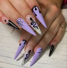 Long nails, stiletto nails, purple nails, snake nails, gel nails, ombre nails, french ombre, black nails Purple Orange Halloween Nails, Purple Snake Nails, Black And Purple Stiletto Nails, Purple And Black Nails Acrylic, Green Nails 2022, Purple Nails Stiletto, Purple Stiletto Nails Design, Ombre Black Nails, Purple And Black Nails Designs