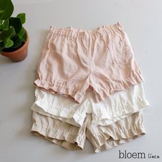 Sewing Pattern for Women's Bloomers Instant PDF Download | Etsy Linen Sewing Patterns, Couture Tailoring, Shorts Pattern Women, Linen Sleepwear, Shorts Sewing, Lingerie Vintage, Diy Shorts, Bloomers Shorts, Sewing Class