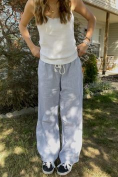 Brandy Melville Fits Aesthetic, Priscilla Pants Brandy Melville Outfit, Brandy Melville Girl Aesthetic, Brandy Girl Outfits, Shelly Duval, Brandy Melville Coquette, Coquette Downtown Girl, Brandy Girl, Beige Linen Pants