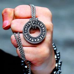 Rune Design, Rune Necklace, Rune Viking, Vintage Compass, Vikings Gifts, Elder Futhark Runes, Shield Maiden, Viking Necklace, Viking Runes