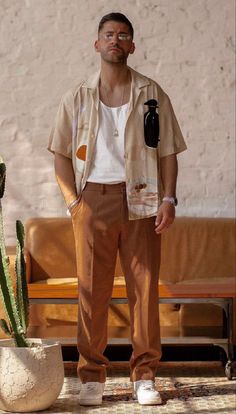 Mens Summer Outfits, Spring Outfits Men, Mens Casual Outfits Summer, Mens Spring Fashion, Mens Outfit Inspiration, Stylish Mens Outfits, Men Fashion Casual Outfits, Streetwear Men Outfits, Summer Outfits Men