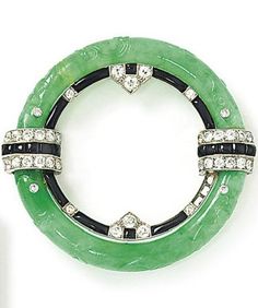 Art Deco Accessories, Art Deco Jewellery, Bijoux Art Deco, Art Deco Brooch, Carved Jade, Diamond Bar, Jade Bracelet, Jade Carving, Deco Jewelry