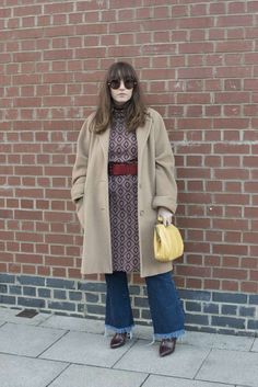 How To Layer Outfits, London Outfits, London Street Style, Layering Outfits, Teen Vogue