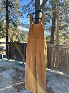 Patagonia Brown Corduroy Overalls - Size 2 - New with tags

#indie #western #newwithtags #corduroy #paragonia Corduroy Overalls, Overalls Pants, Women's Overalls, Brown Corduroy, Overalls Women, Patagonia Womens, Patagonia, Jumpsuits For Women, Jumpsuit Romper