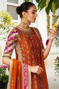 Mehndi Outfit Simple, Pakistani Mehndi Dress, Mehndi Bride, Sania Maskatiya, Pakistani Mehndi, Bridal Mehndi Dresses, Women Suits Wedding, Mehndi Dress, Partywear Dresses