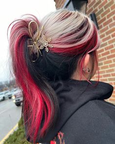 Blonde Black And Red Hair, Black And Rainbow Hair, High Contrast Hair, Magical Hairstyles, Rainbow Hair Ideas, Contrast Hair, Hair Wishlist, Hair Dyed Underneath, Styles For Black Women