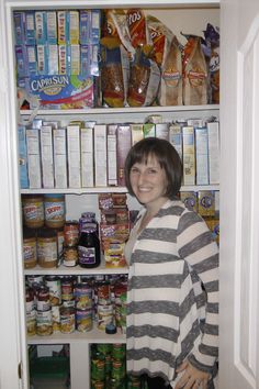 Tips for Building up Food Storage and Preparing for Emergencies Pantry Stockpile, Survival Food Storage, Provident Living, Preppers Pantry, Emergency Food Storage, Canned Food Storage