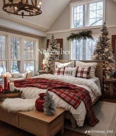 Bedroom For Christmas, Holiday Bedroom Decor, Holiday Bedroom, Holiday Room, Cozy Christmas Decor, Christmas Apartment, Christmas Decor Inspiration, Christmas Bedding, Christmas Decorations Bedroom