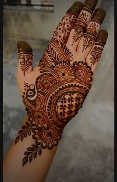 Mehndi Designs Latest Front Hand, Long Mendhi Design, Half Mehndi Designs Front Hand, Front Hand Palm Mehndi Designs Unique, Social Project Front Page Design, New Mehndi Designs Front Hand Full Hands, Front Hand Palm Mehndi Designs, Mehandi Designs Arabic Latest, Latest Simple Arabic Mehndi Designs Front Hand