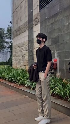 Outfit Cowo, Outfit Cowok, Outfits For Teenage Guys, Korean Street Fashion Men, Man Wear, Asian Men Fashion, Outfit Korean Style, Minimalist Fashion Men, Trendy Boy Outfits