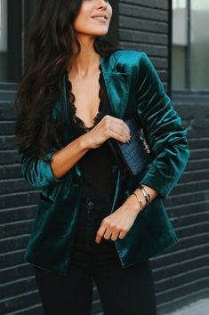 Elegant Outerwear, Green Velvet Blazer, Velvet Sleeve, Suede Blazer, Velvet Suit, Style Upgrade, Velvet Blazer, Green Velvet, Black Blazers